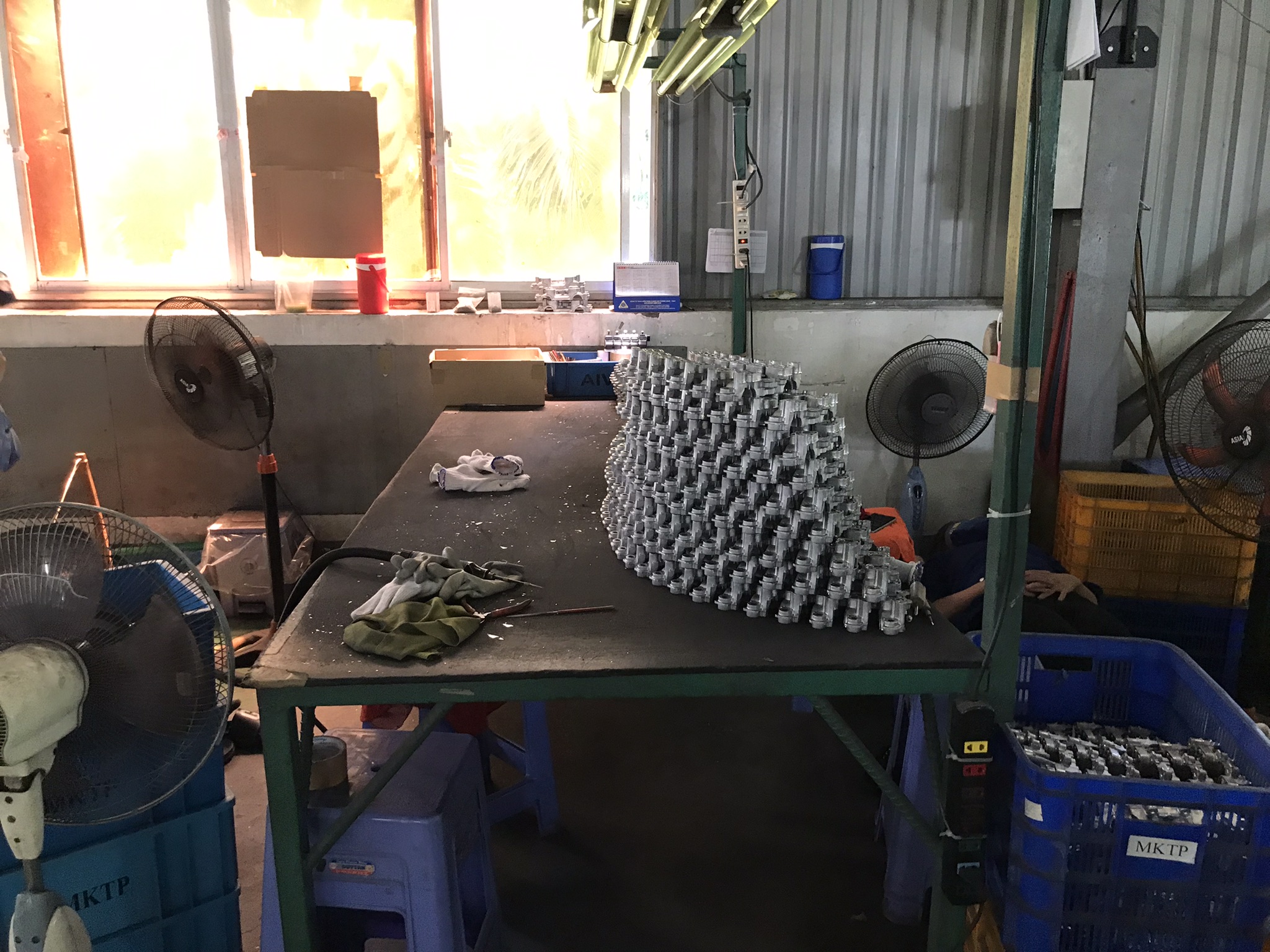 Hole grinding